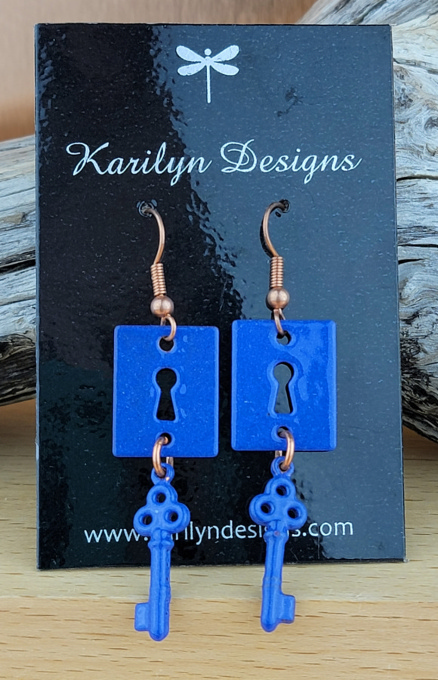 GOLD HAND LOCK AND KEY EARRINGS | Acanthus Jewelry