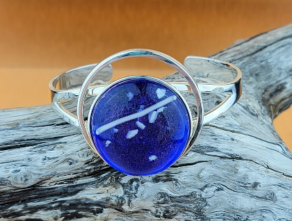 Blue Orbit Bangle: click to enlarge