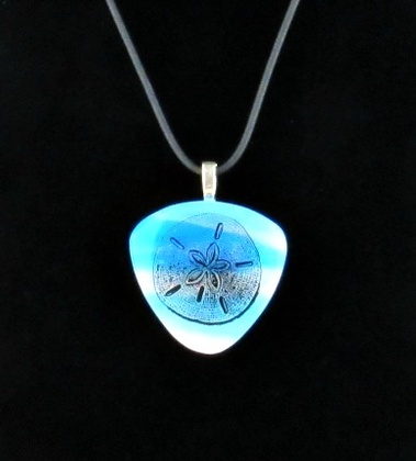 Scenic Sand Dollar Pendant: click to enlarge