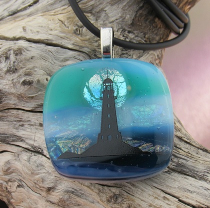 Lighthouse Pendant: click to enlarge